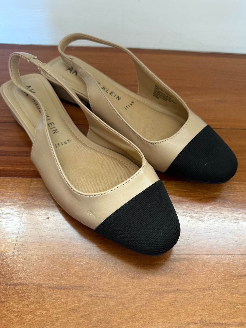 Anne Klein Beige with Black Cap Toe Slingback Flats size 7.5